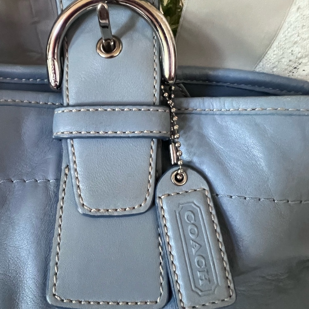 Vintage Coach Light Blue SoHo Leather Tote - Picture 2 of 10